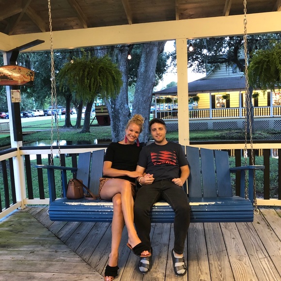 Meet your Posher, Charlotte - Picture 1 of 1